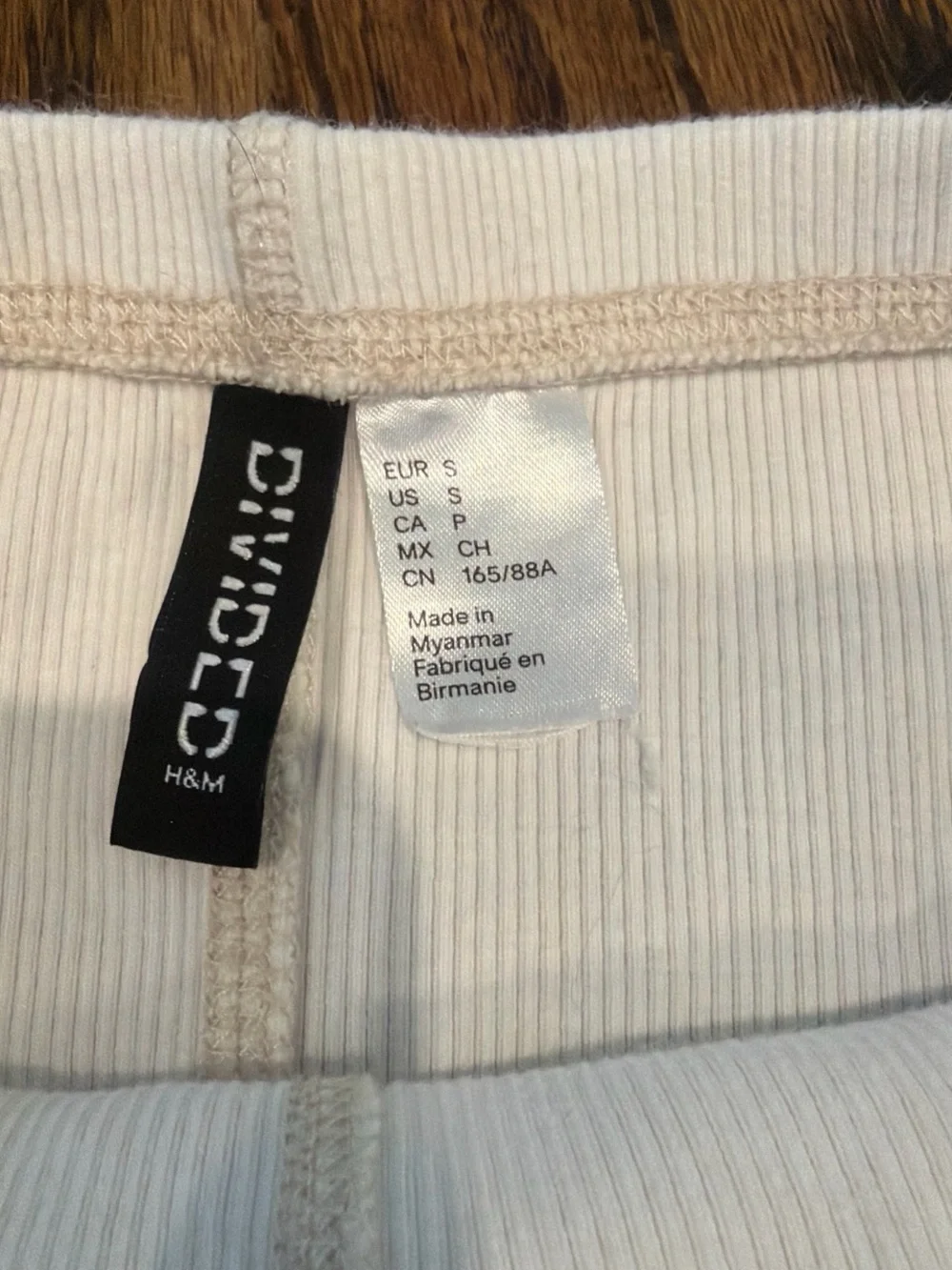 H&M Cream Ribbed Tube Mini Skirt - Picture 3 of 3